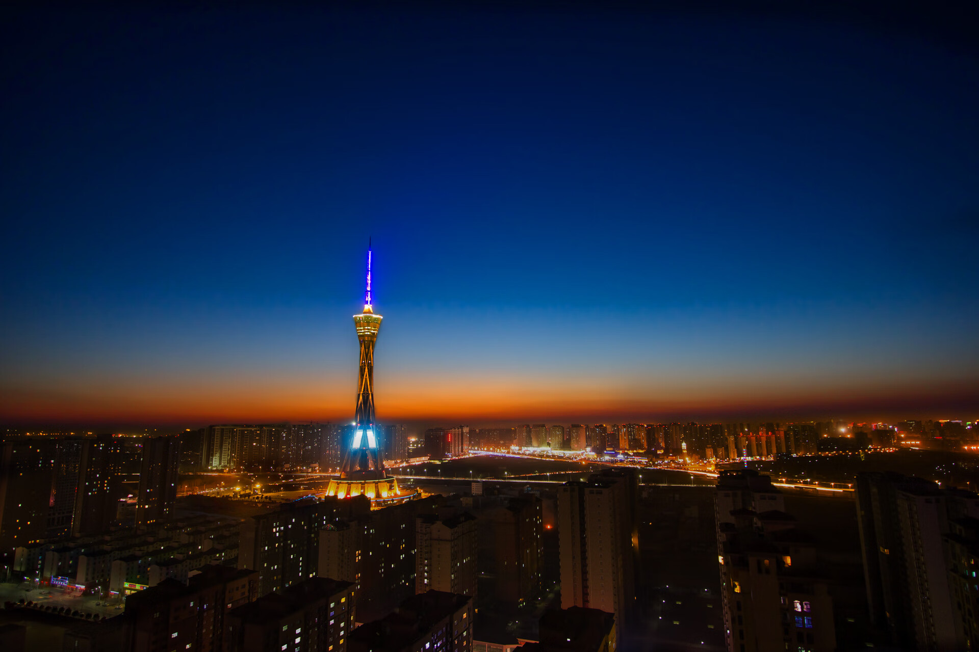 开云体育入口-青训营引入科学训练方法提升选手综合能力，成为青训营选手的条件