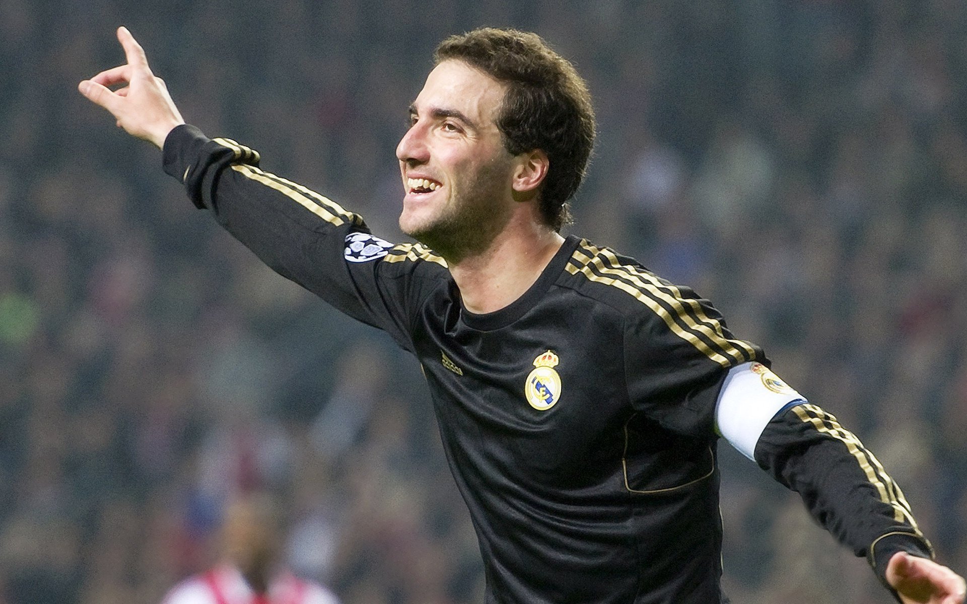 开运app官网-电竞产业融合虚拟现实，带来沉浸式体验，电竞产业现状