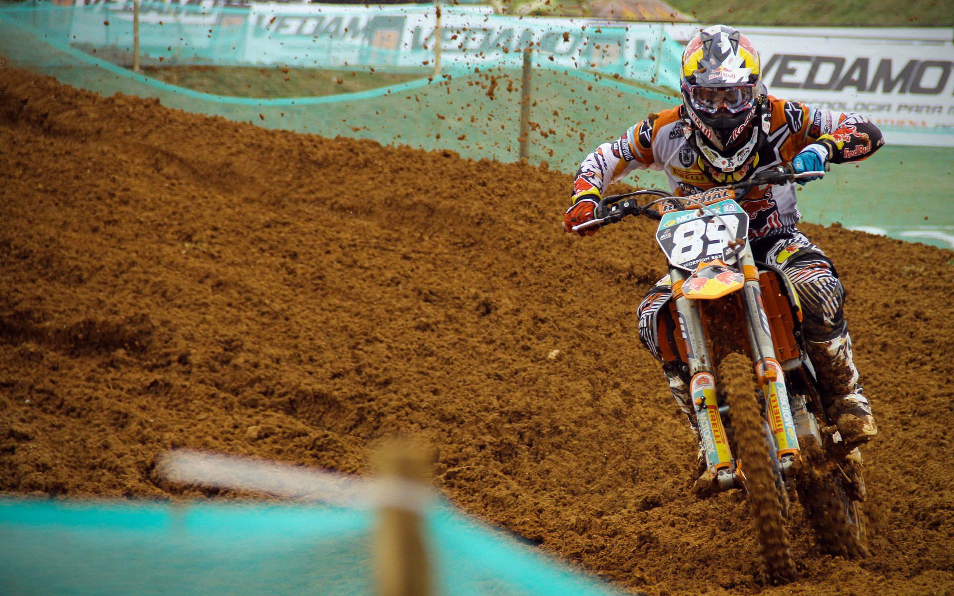 西班牙举办“篮球无国界”欧洲训练营，促进篮球发展，西班牙篮球战术