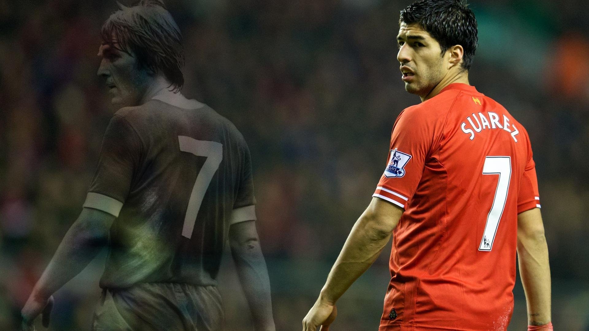 足球球员媒介素养培训课程全面铺开，足球培训宣传页